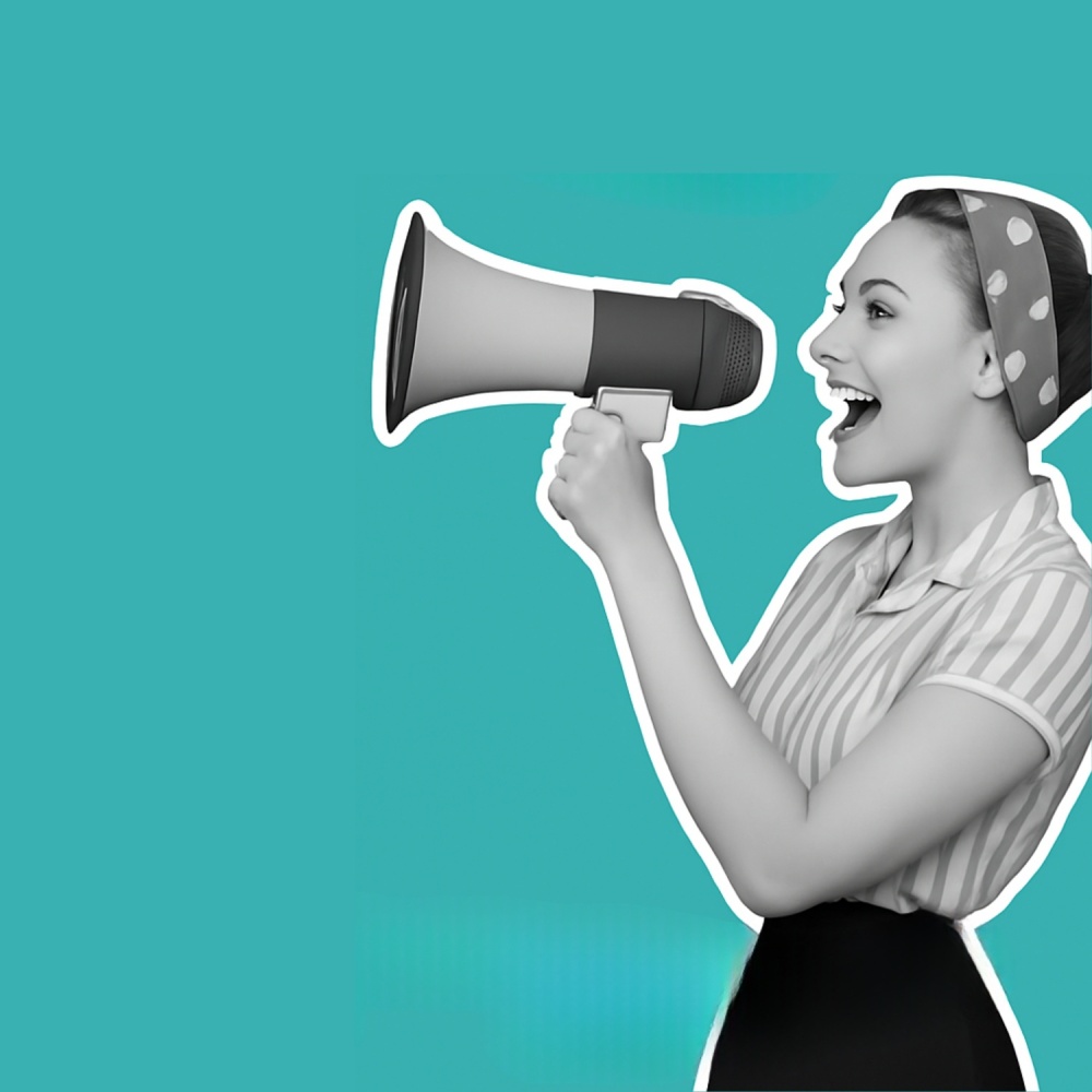 Woman with mega phone - koop van 'n atkv toespraak? Waar koop ek 'n goeie toespraak? Sy roep: by LizzyD! ons skryf ATKV, Oppitong, Radikaal